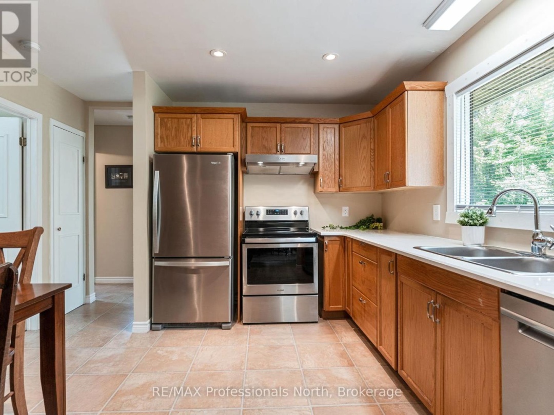 3866 DEEP BAY ROAD, 