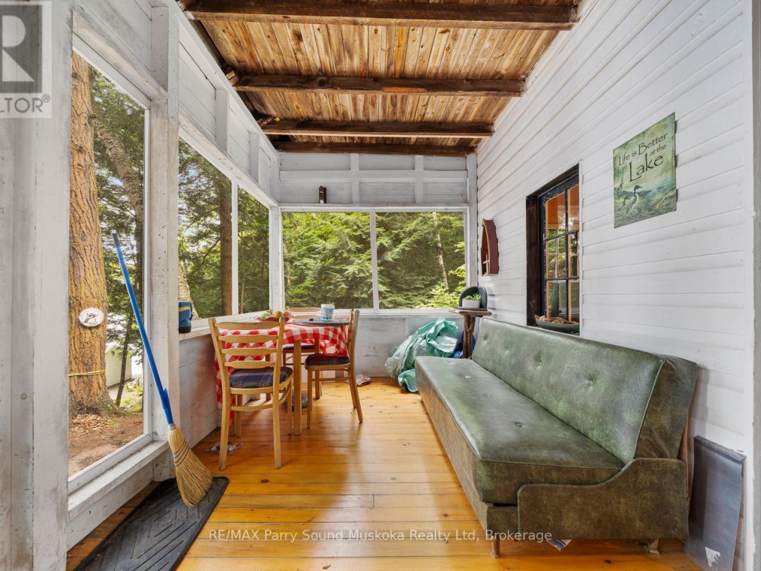 897 172 WA HORSESHOE LAKE, 