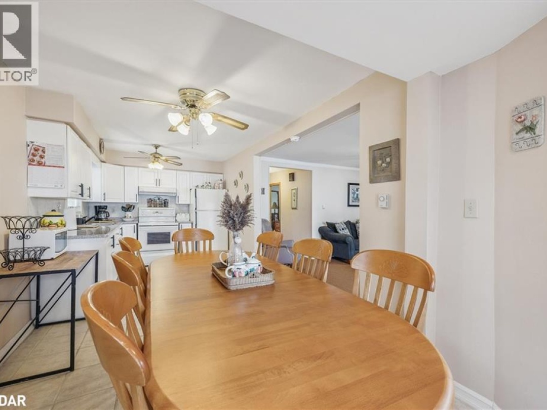 2762 LONE BIRCH Trail, 
