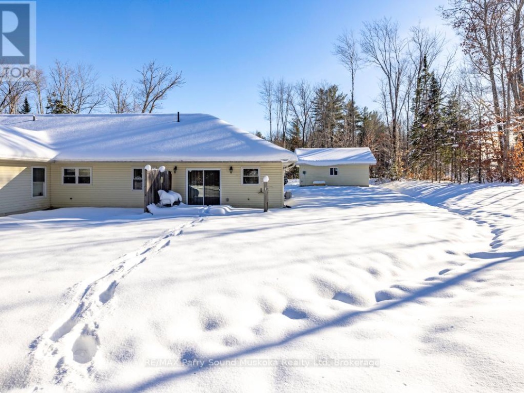 17 - 25 SEGUIN PLACE, 