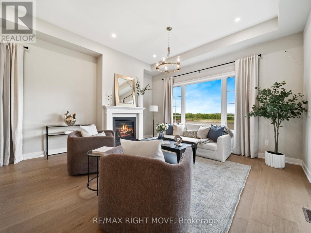 3192 Orion Boulevard, Orillia
