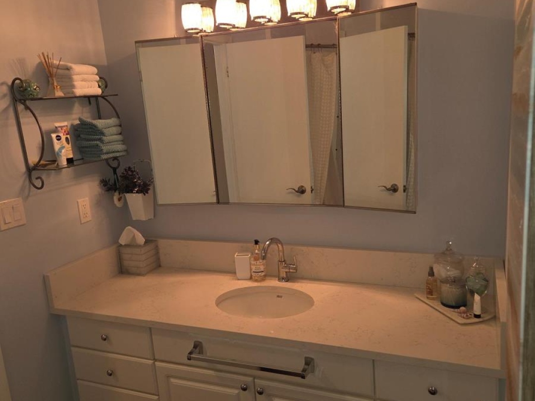 24 - 4 PARADISE BOULEVARD, 