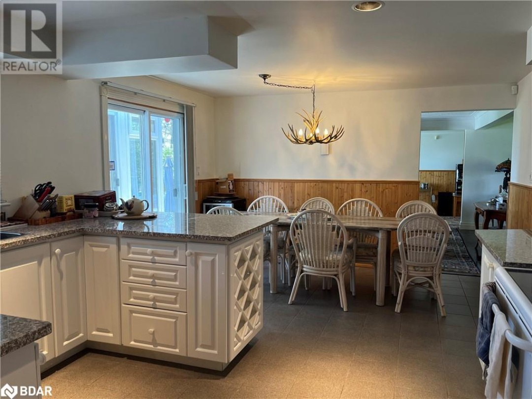 155 Parkside Dr Drive, Lake Simcoe