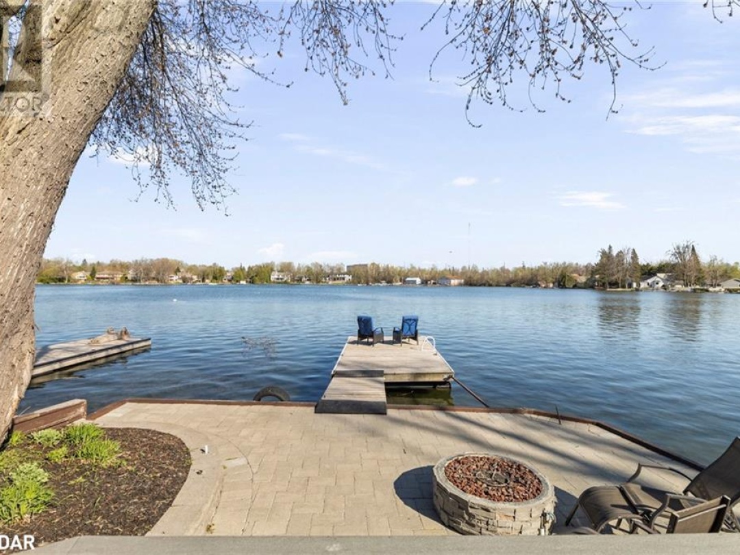 183 CEDAR ISLAND Road, 