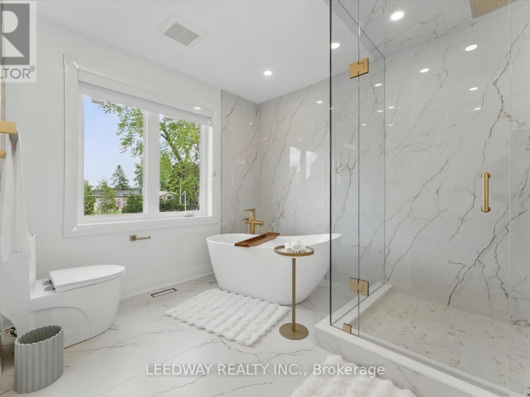 24410 Thorah Park Boulevard, Lake Simcoe