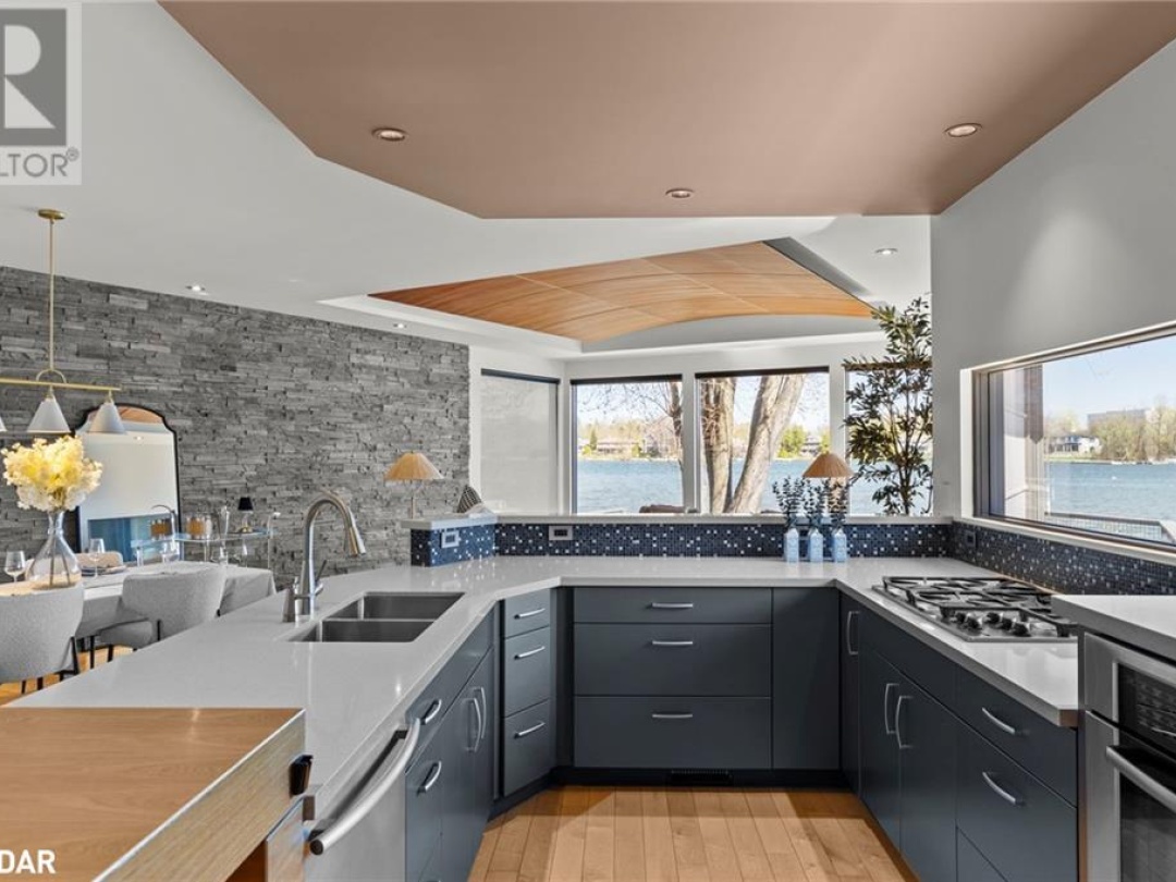 183 CEDAR ISLAND Road, 