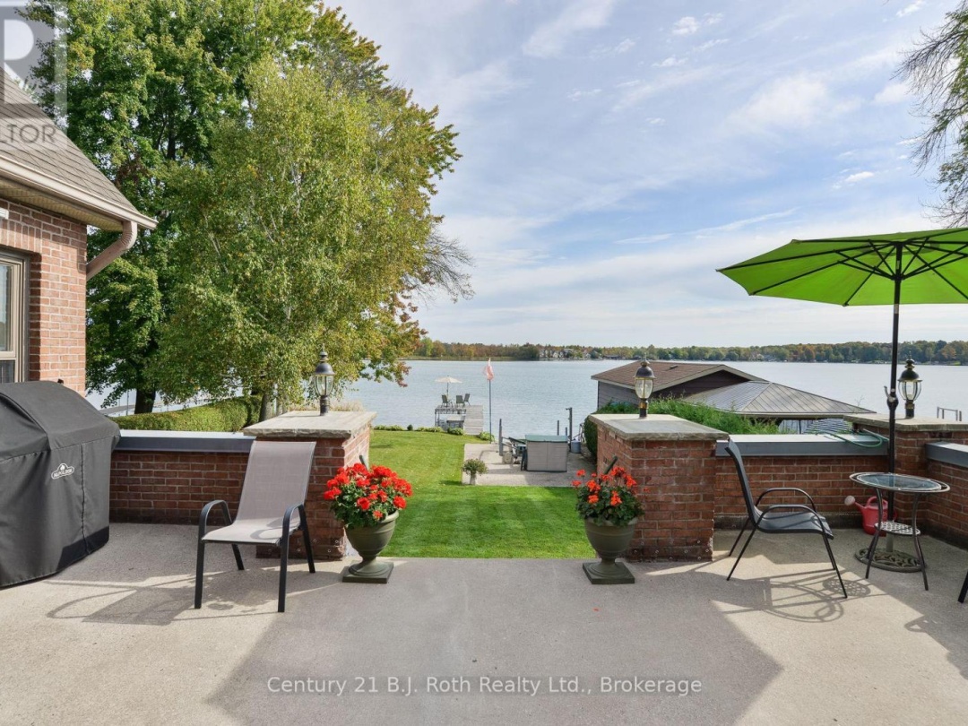 624 High Street, Lake Simcoe