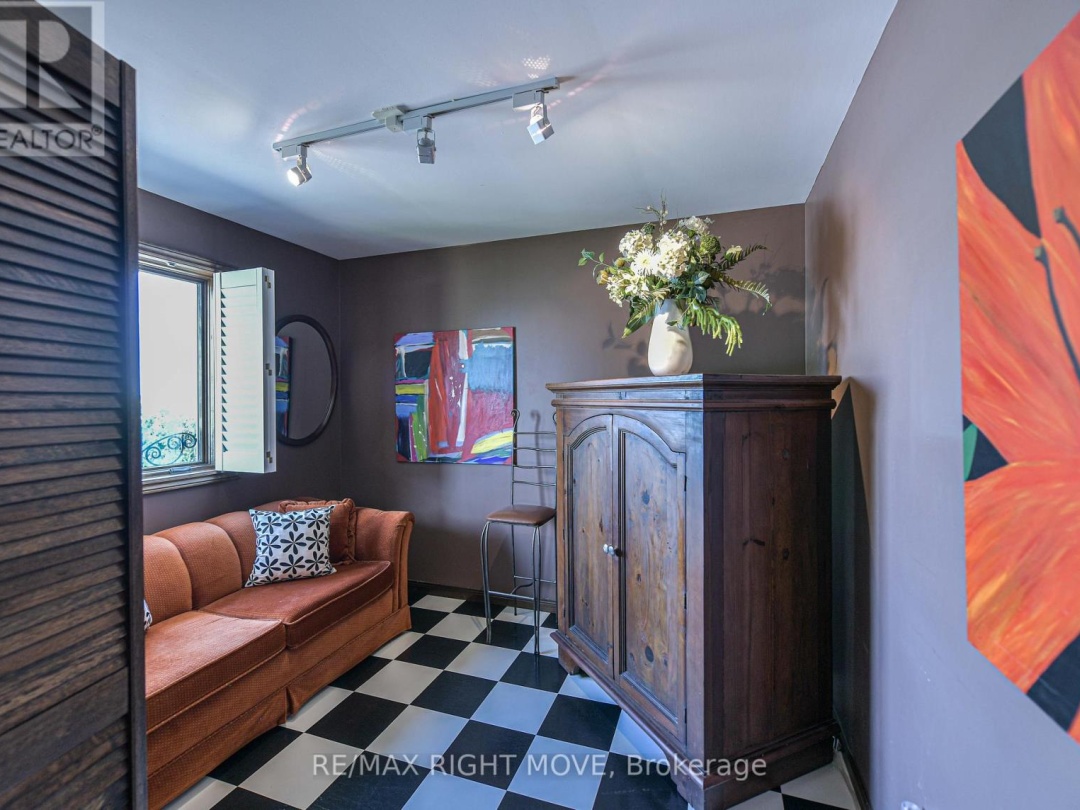 759 BROADVIEW AVENUE, 