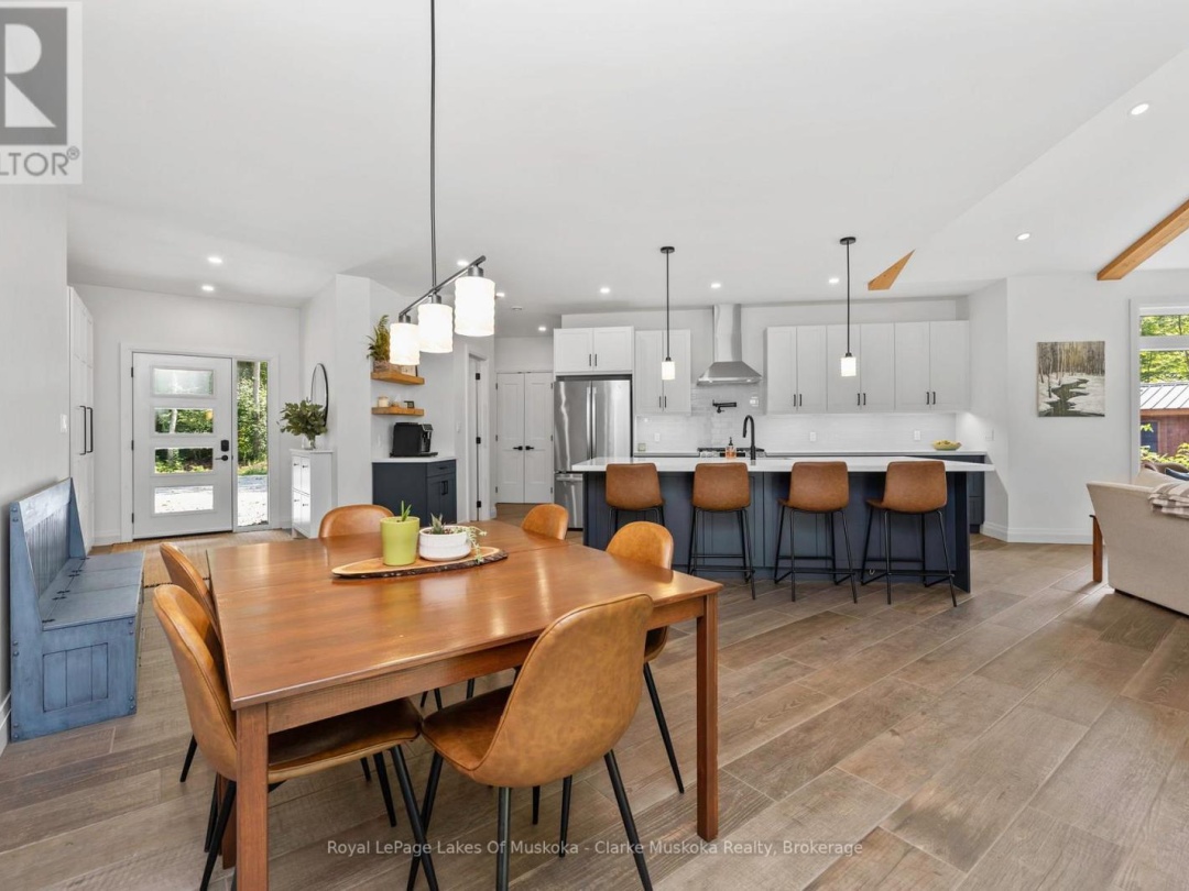 3278 RUSSELL DRIVE, 