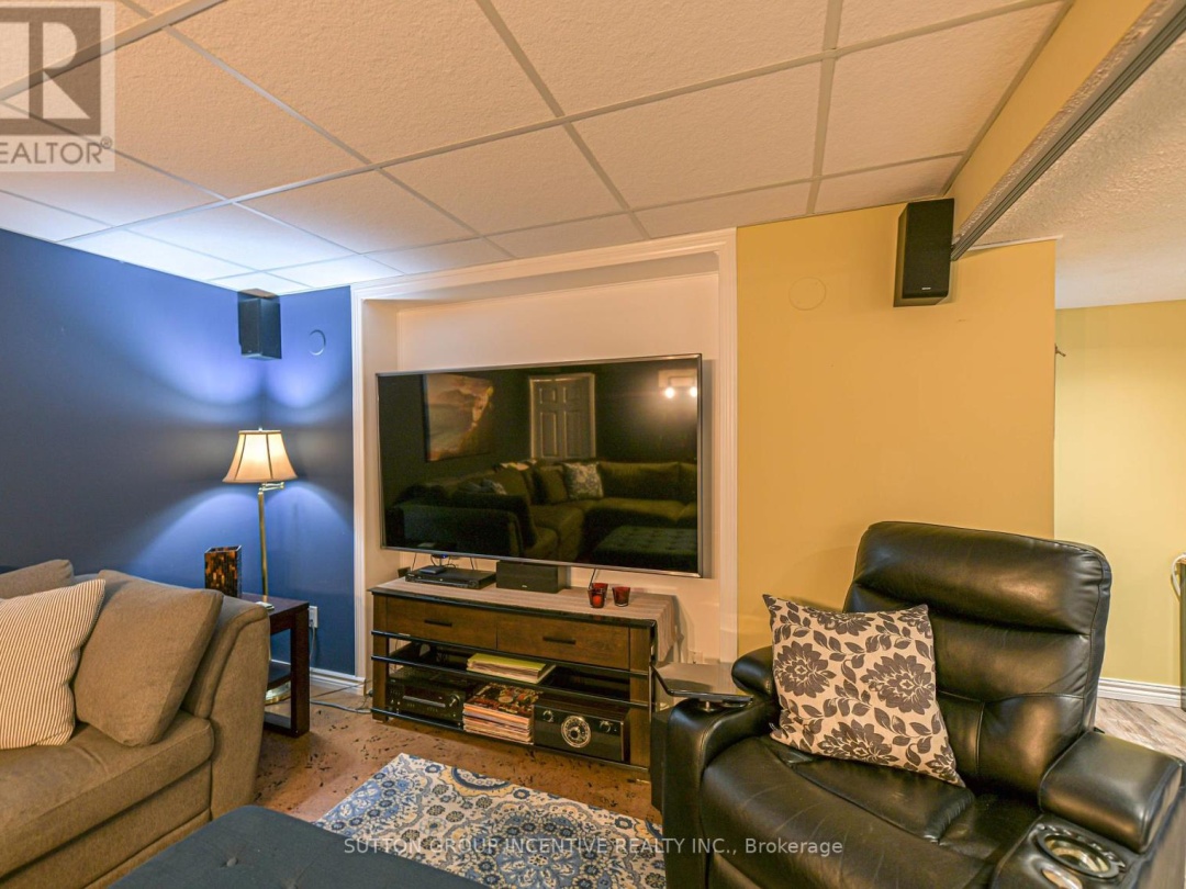 78 VANESSA DRIVE, 