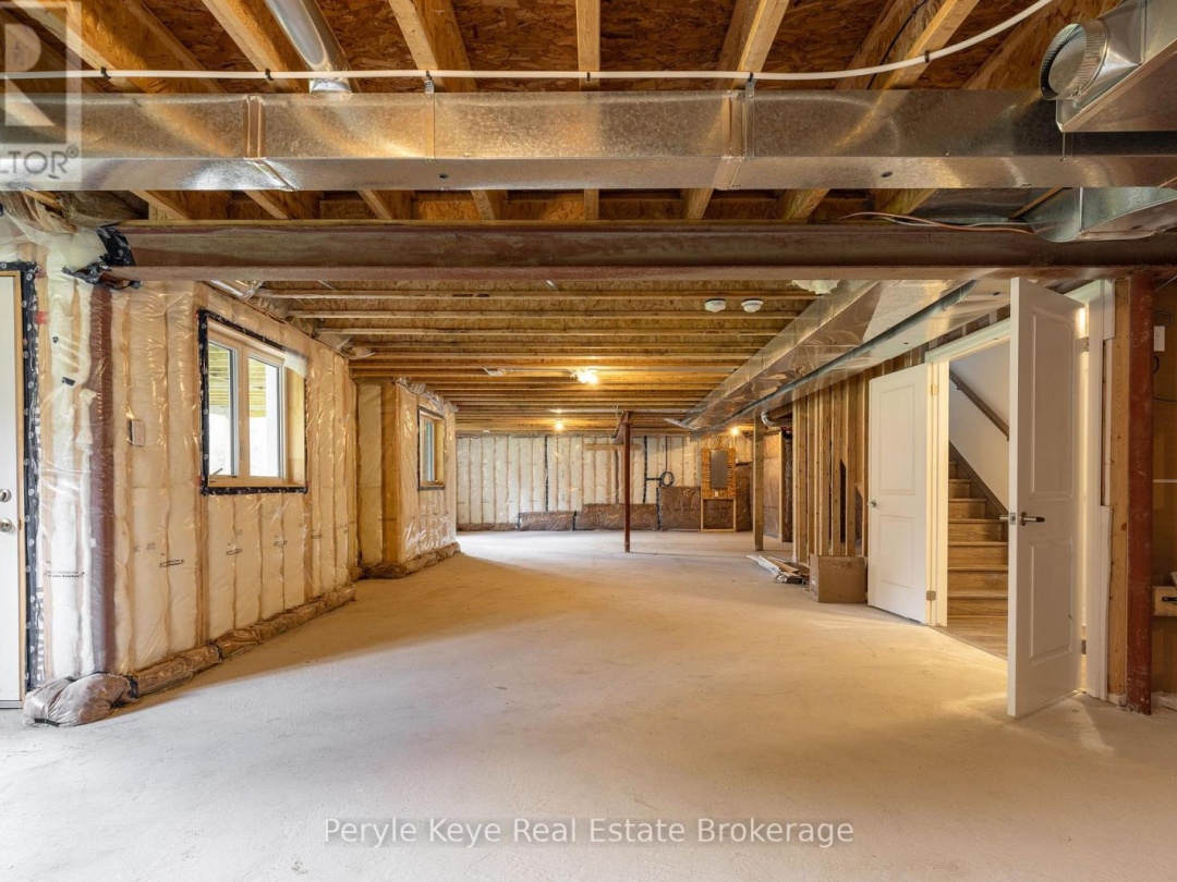30 DYER CRESCENT, 