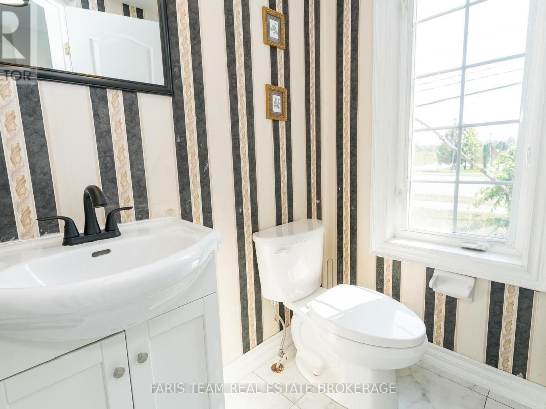 2 VANESSA DRIVE, 