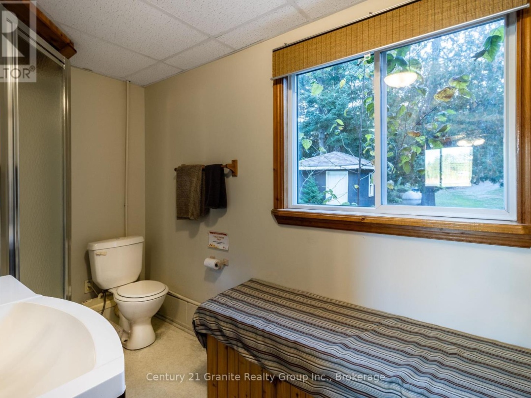 1317 Sullivan Drive, Haliburton Lake