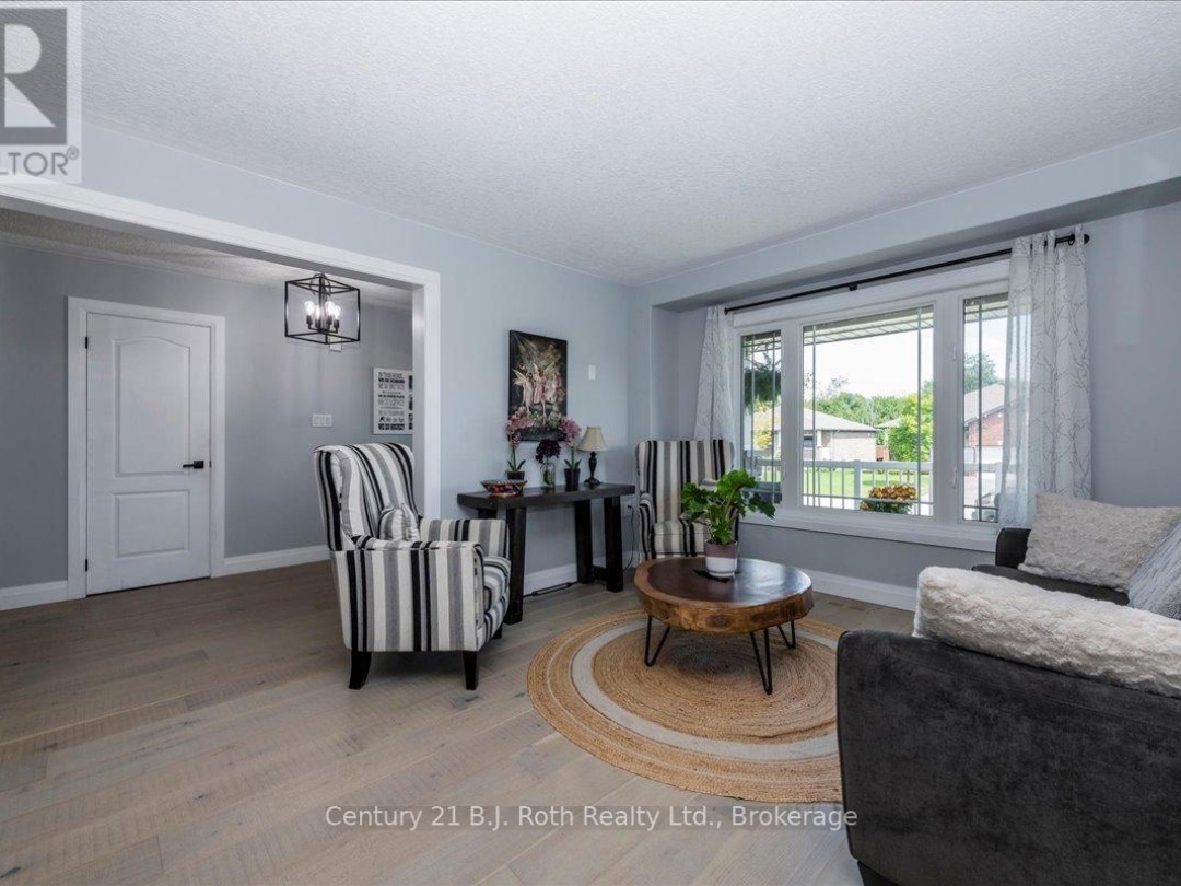 4 SHEPPARD DRIVE, 