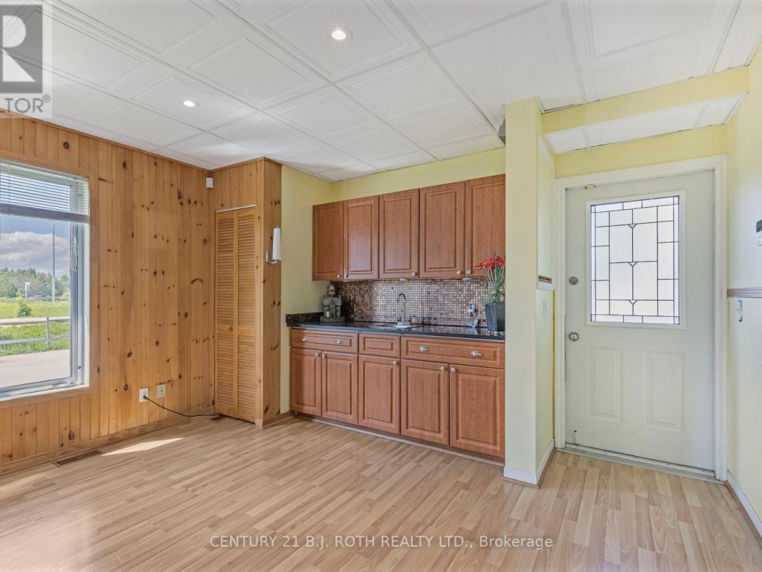 4201 Huronia Road, Severn