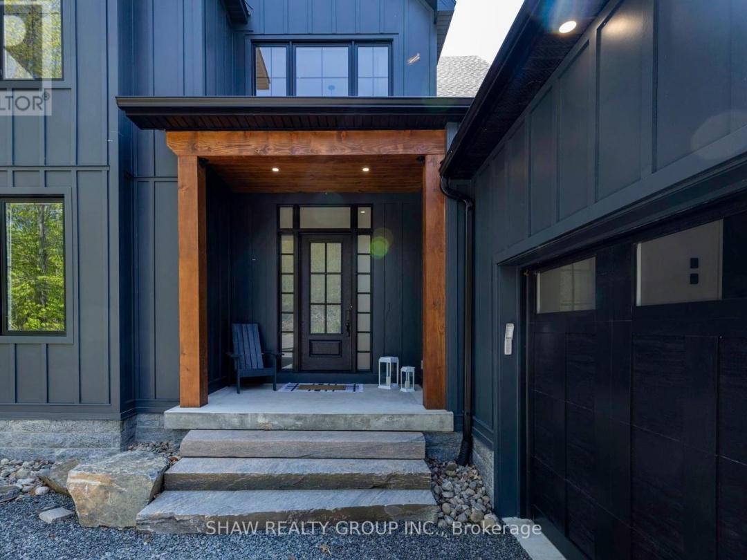 14 ST GEORGES COURT, 