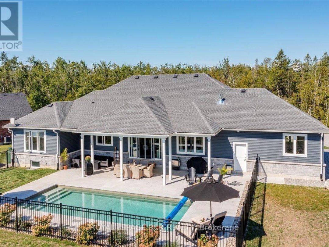 3 NIPIGON STREET, 