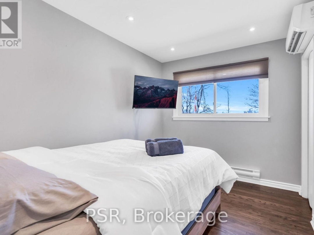 4453 Orkney Beach Road, Lake Simcoe