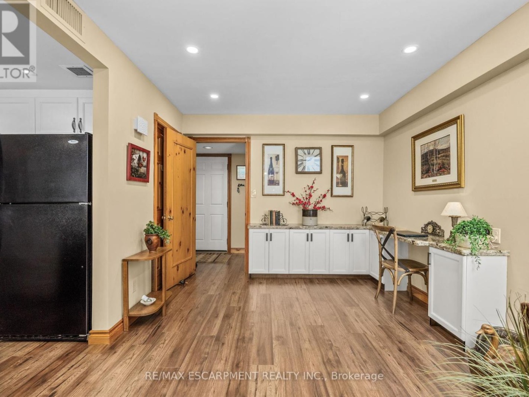 1 - 131 GRANDVIEW HILLTOP DRIVE, 