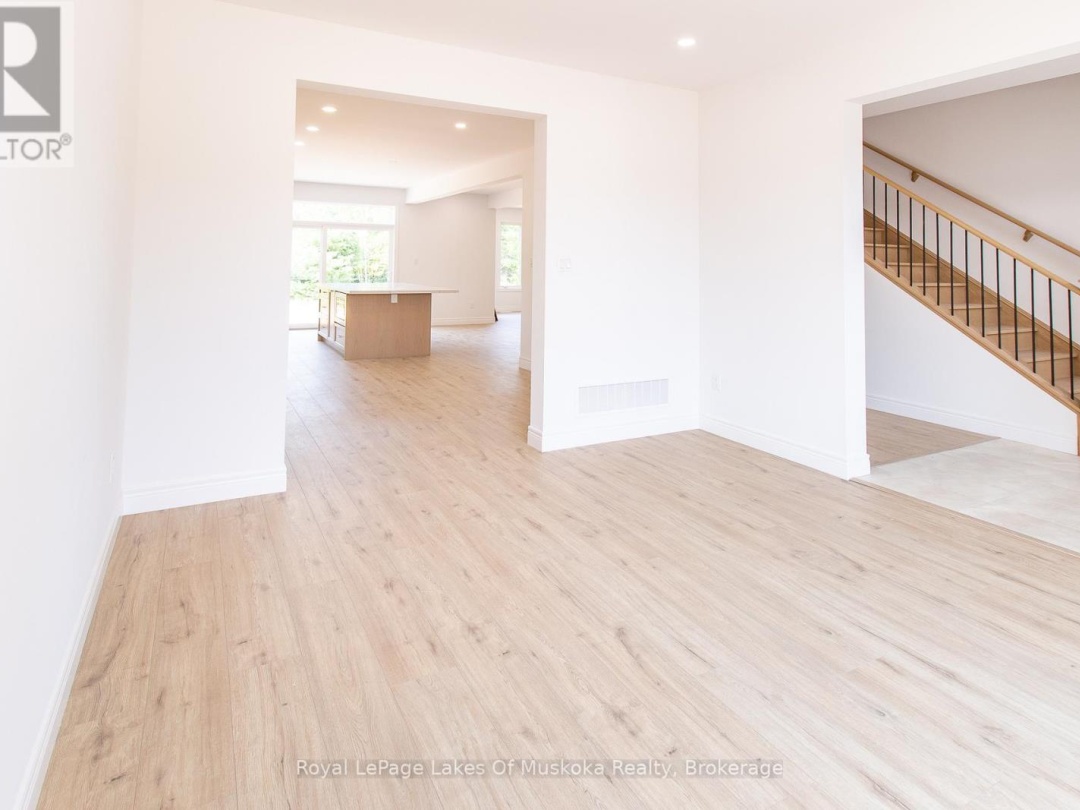 37 WHITEHORN PARK, 