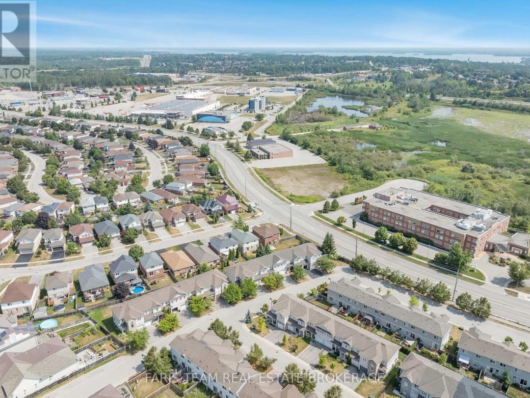 2 VANESSA DRIVE, 