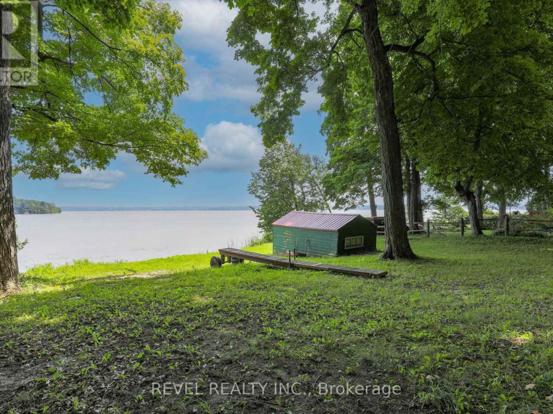 23 Sugarbush Trail, Lake Scugog