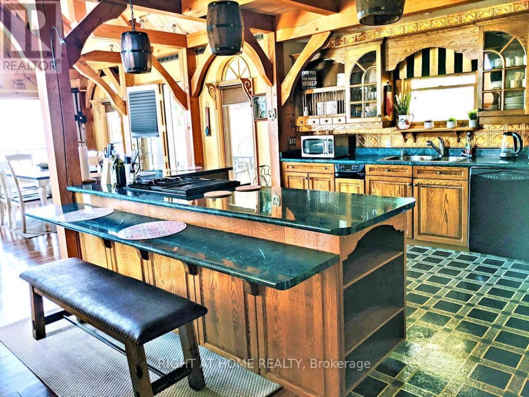 70 BOURGEOIS BEACH ROAD, Georgian Bay