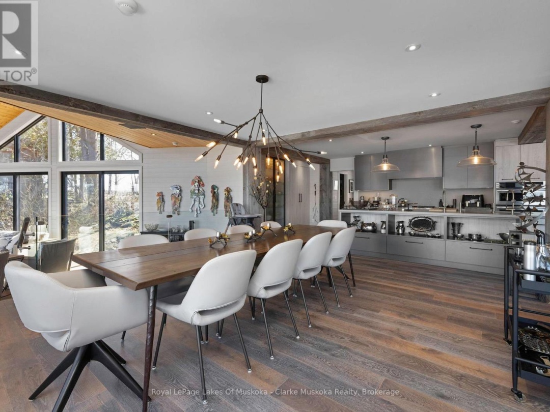 305 Wapaska Crescent, Lake Muskoka