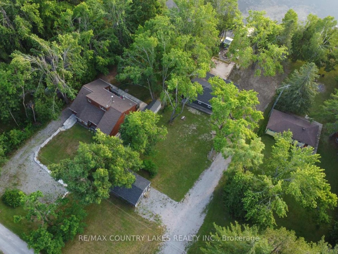10 ROCKSIDE LANE, 