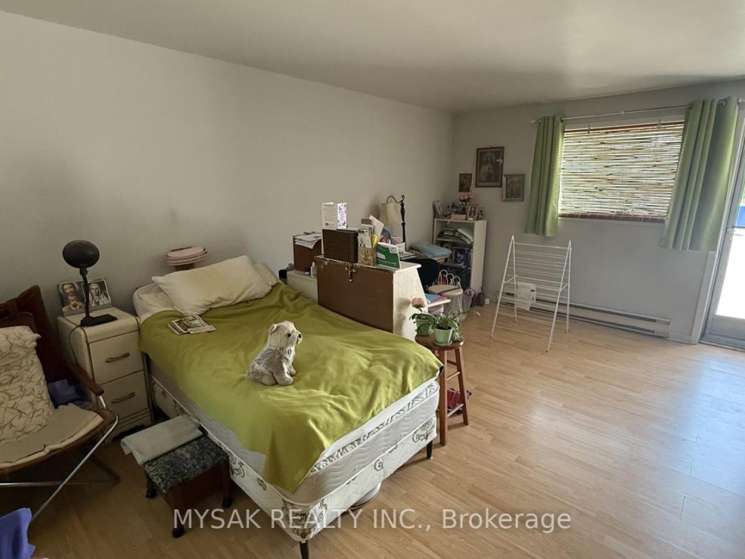 560 WEST STREET, 