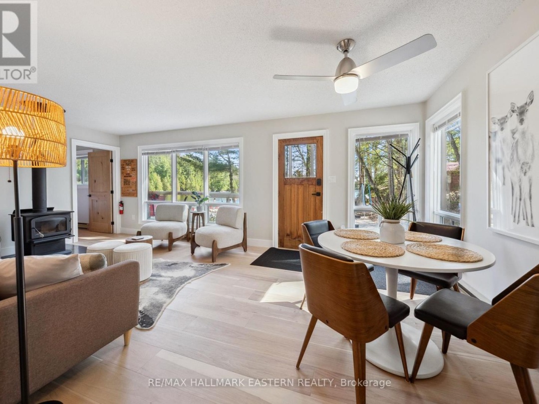 1025 DICKIES LANE, 