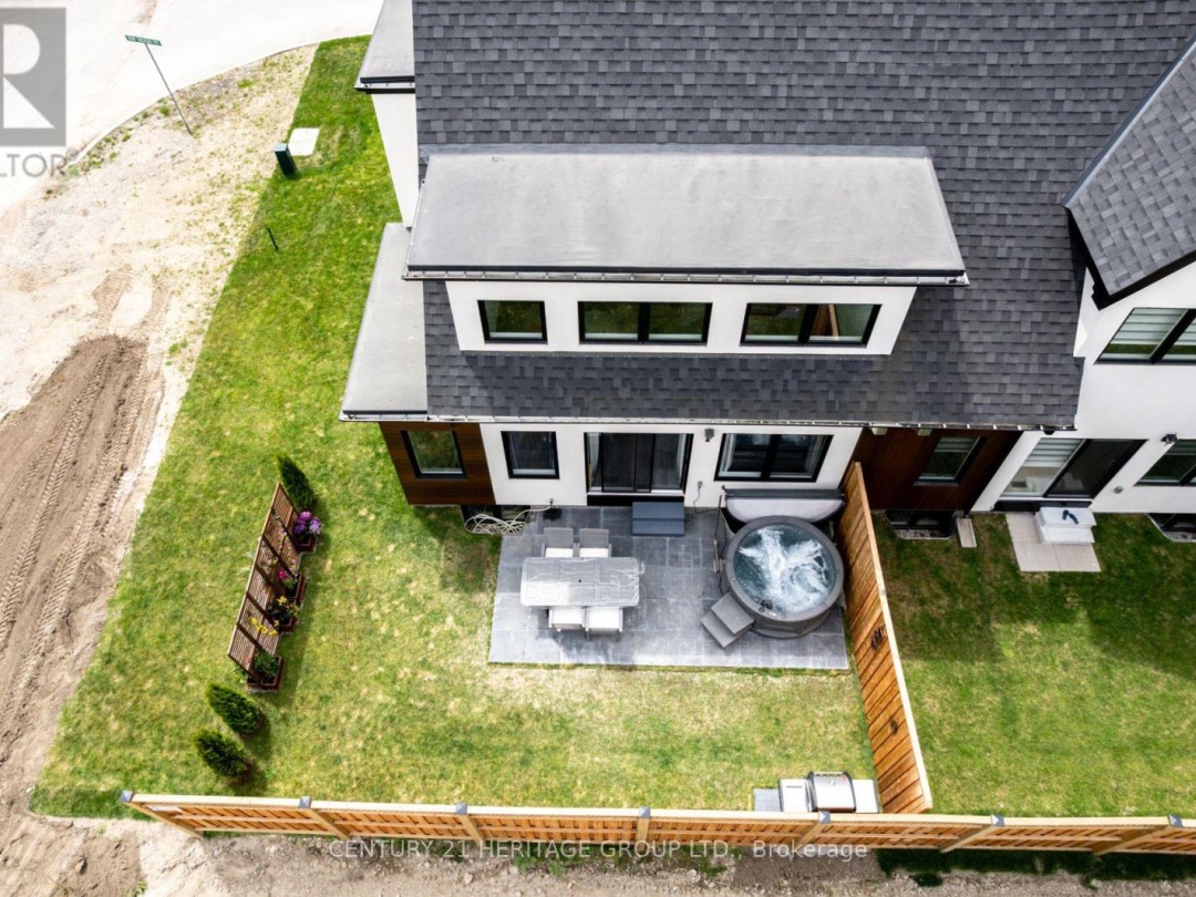 44 RUBY CRESCENT, 