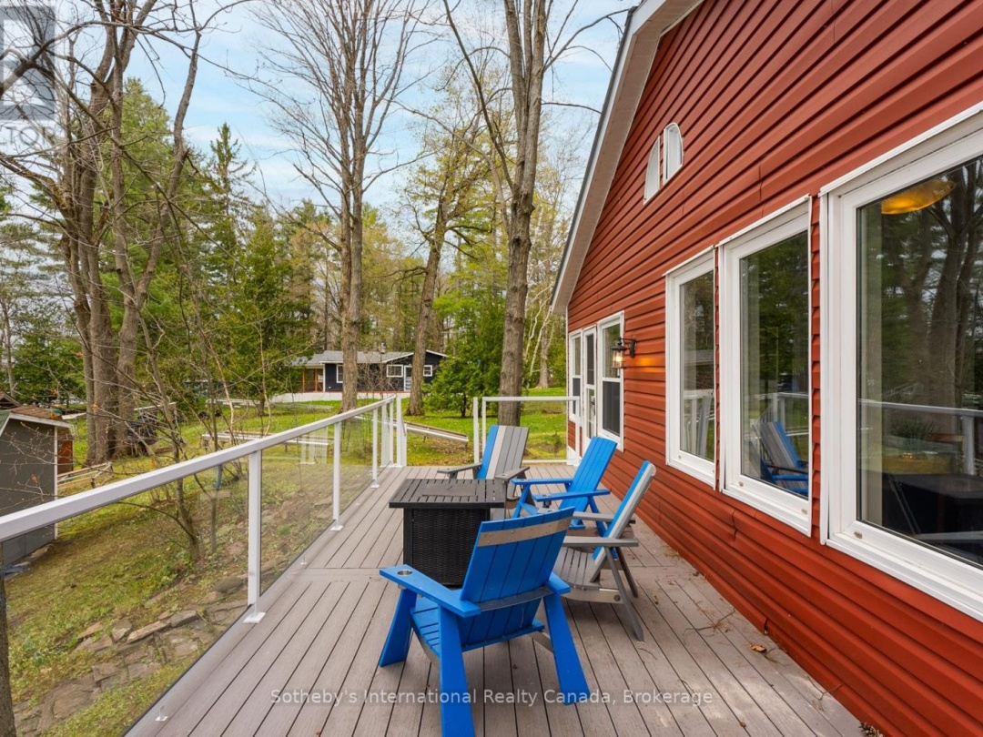 1658 Peninsula Point Road, Sparrow Lake