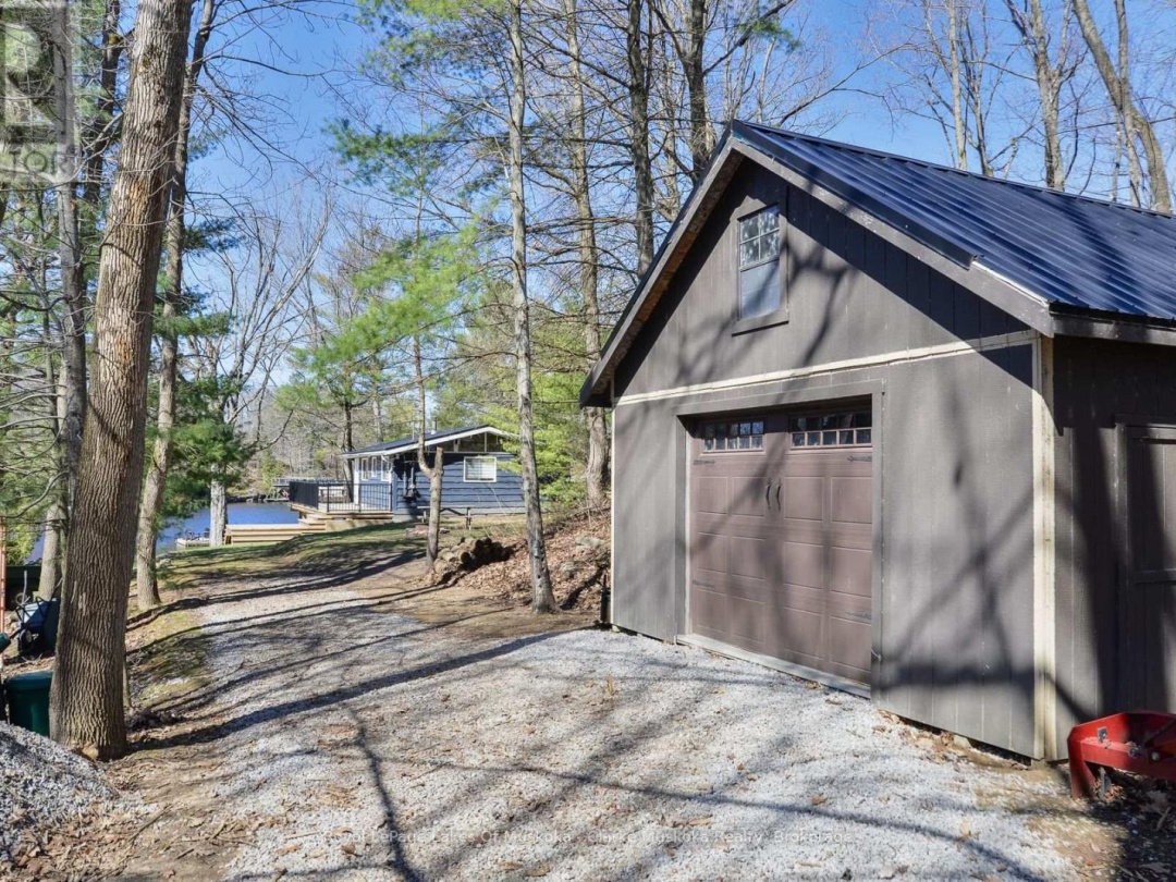 3258 LOON LANE, Gloucester Pool
