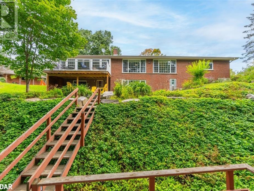443 By Lock Acres Road, Muskoka River