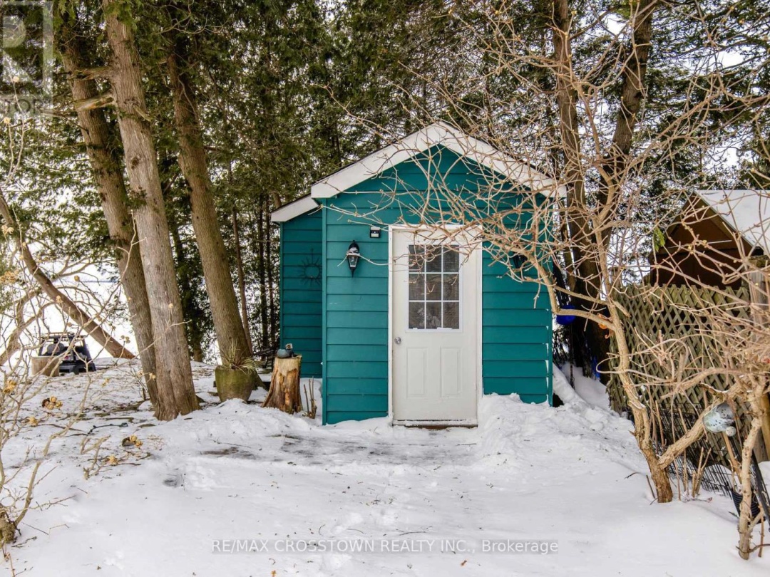 24890 Thorah Park Boulevard, Simcoe Lake