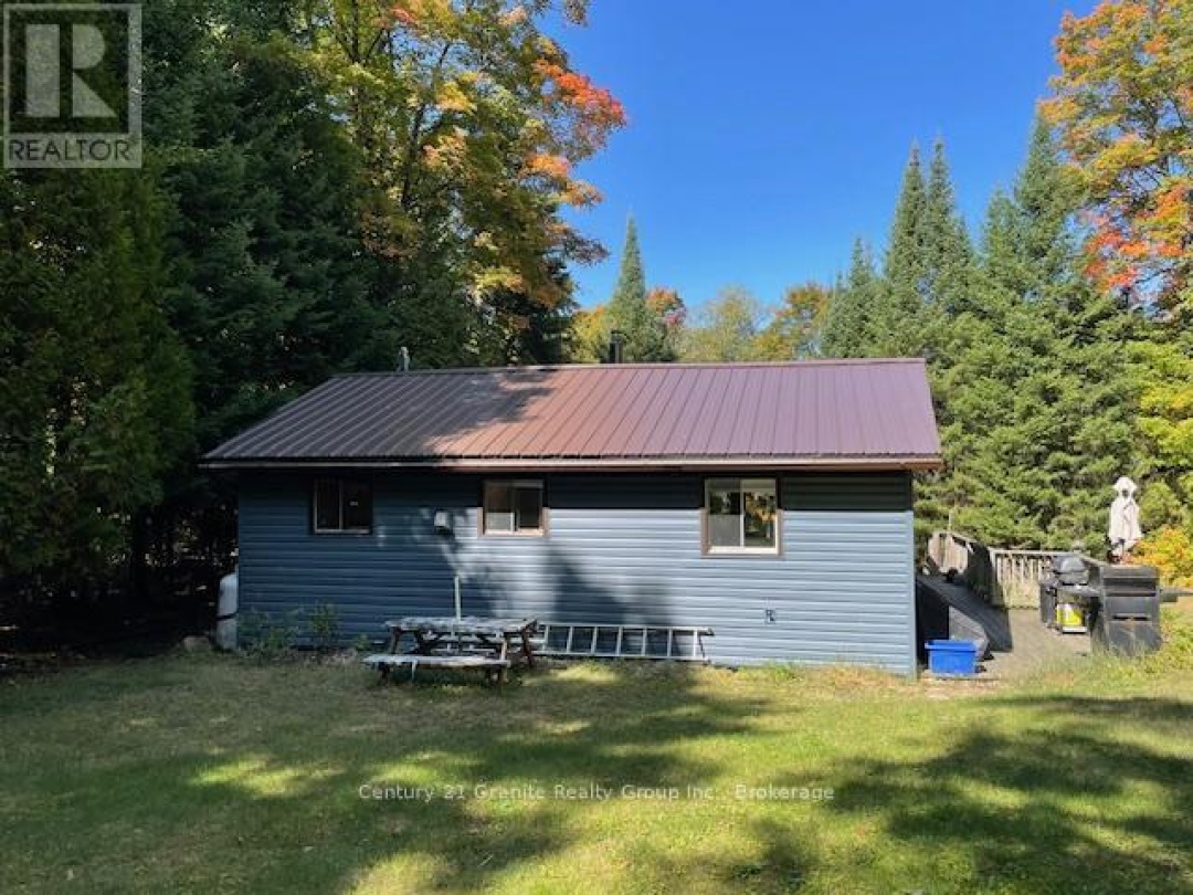 1052 KENSINGTON ROAD, 