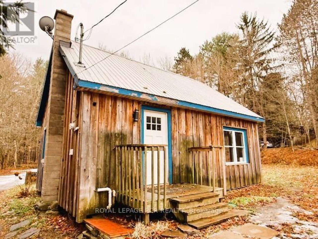 89 TOWN LINE ROAD W, 