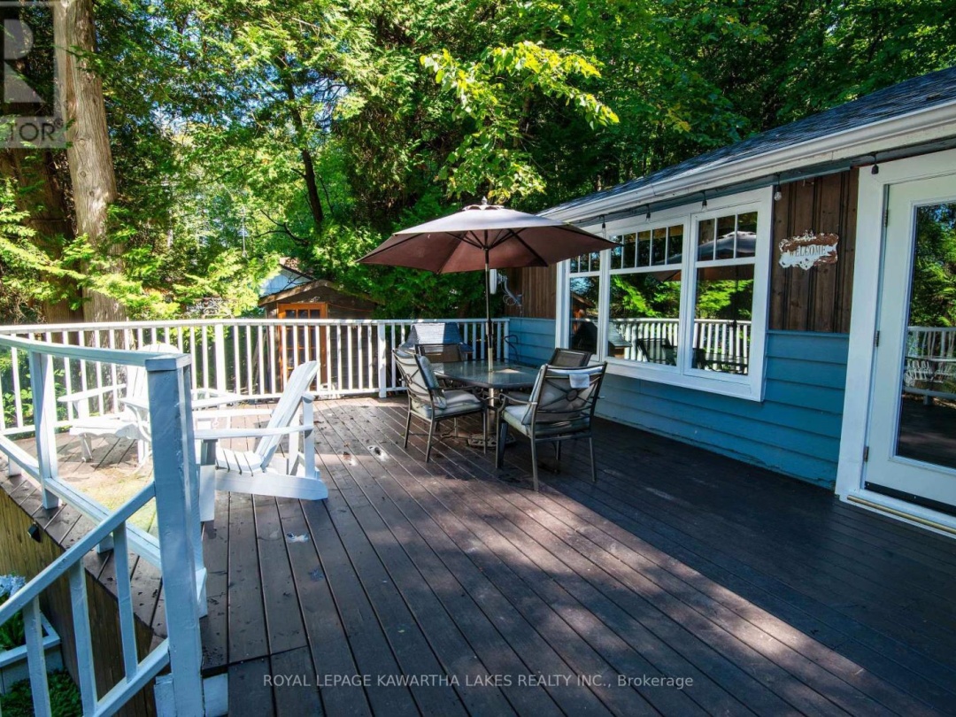 34 Deweys Island, Cameron Lake