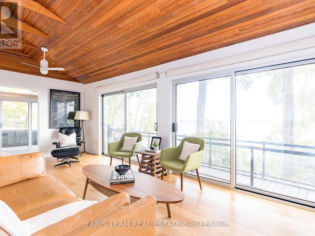 45 IVY LANE, 