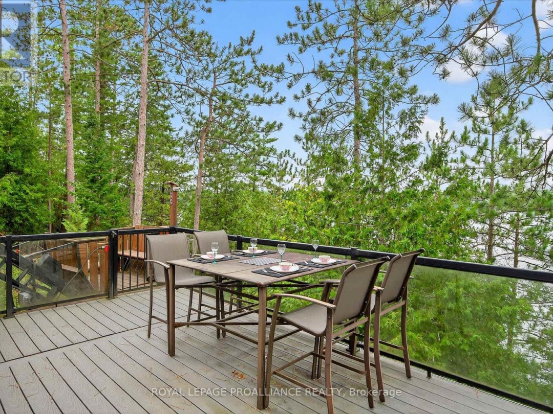1051 TAPOKE LANE, 
