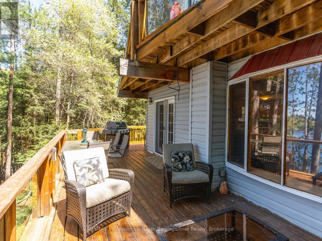 2766 Wilkinson Road, Kennisis Lake