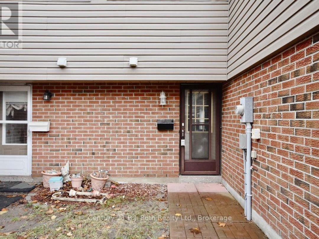 7 - 441 BARRIE ROAD, 