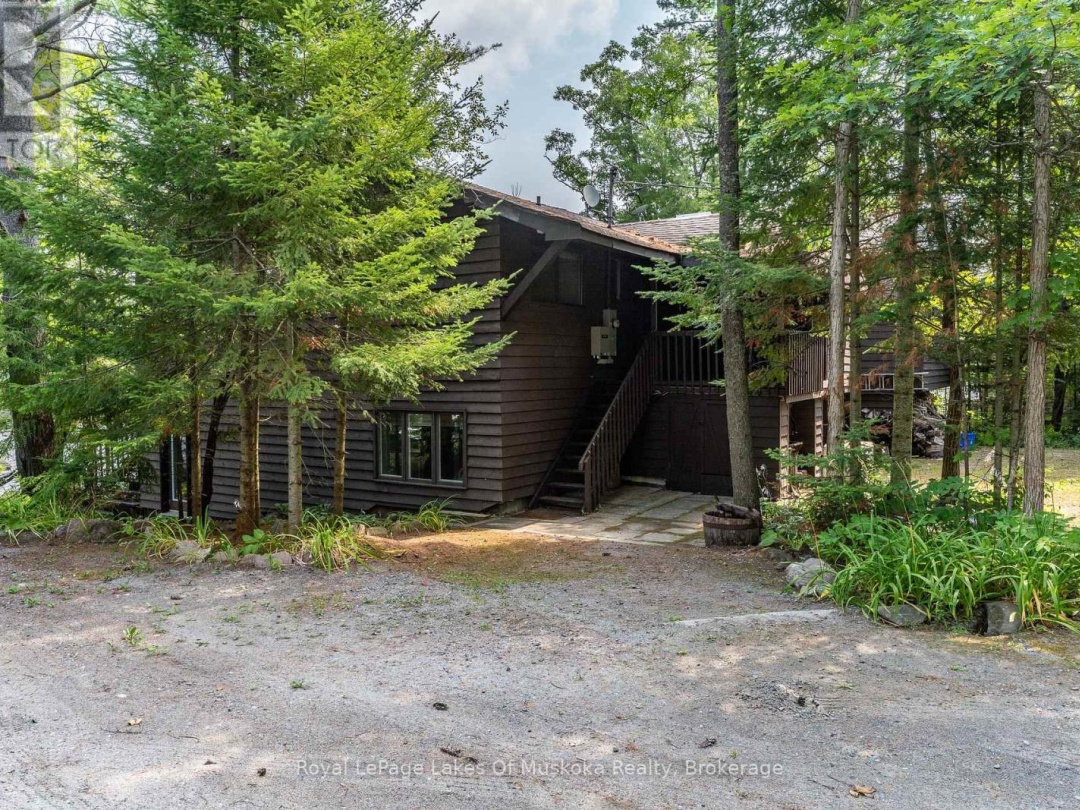 51 PINETREE ROAD, 