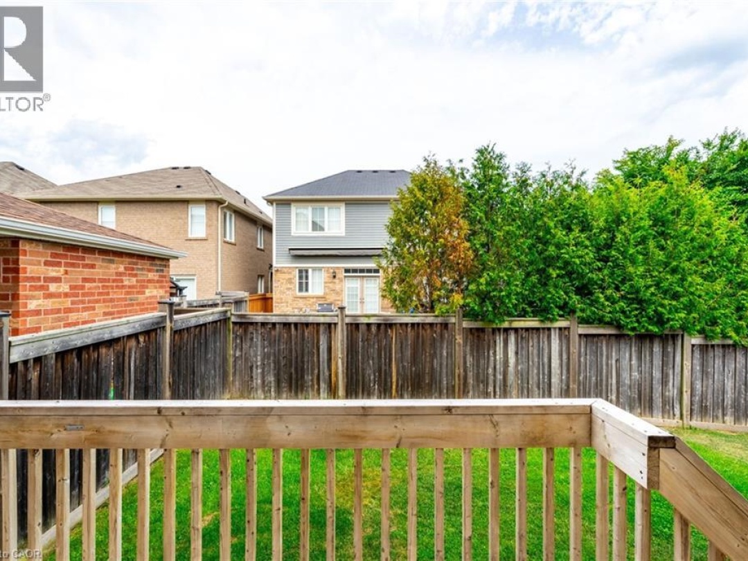 12 EMICK Drive, 