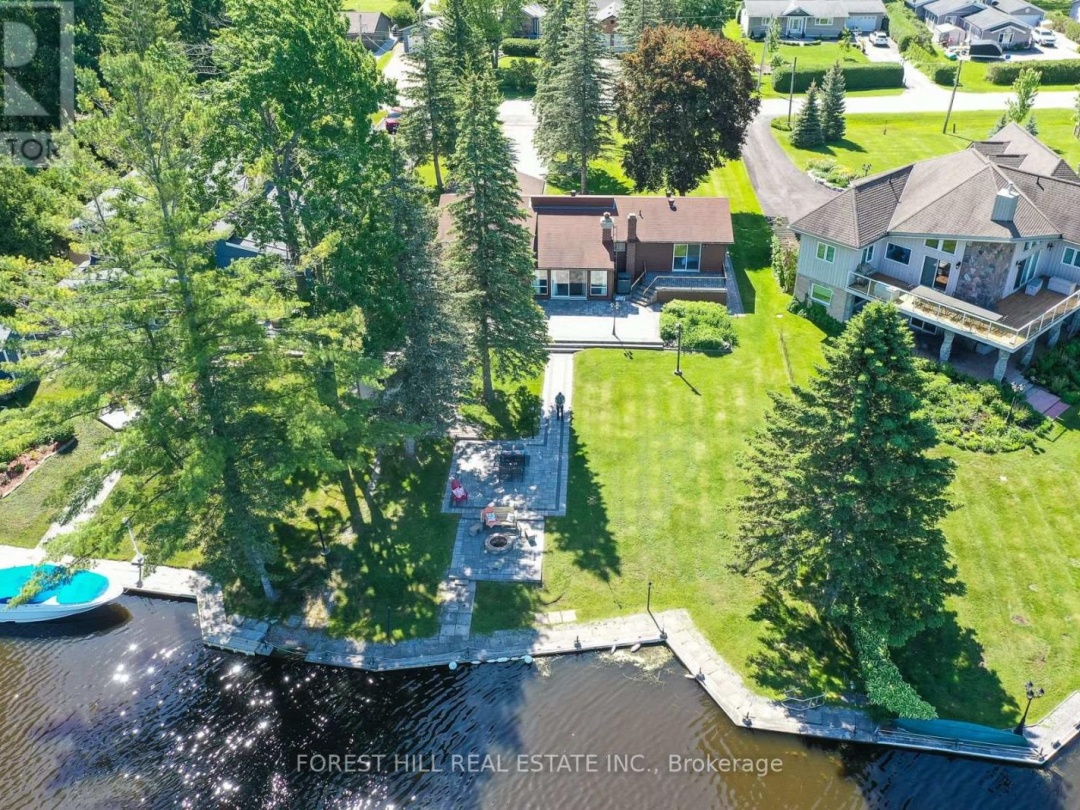 35 OLD INDIAN TRAIL, 