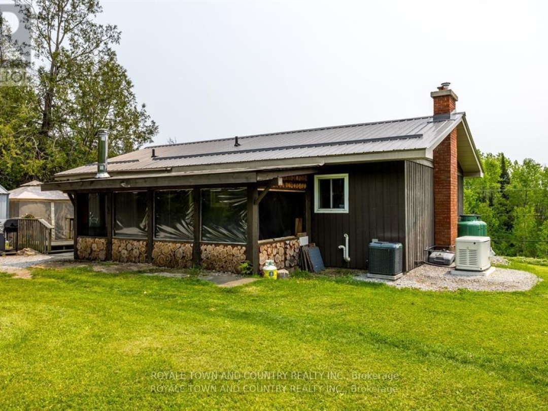1042 TWEED DRIVE, 