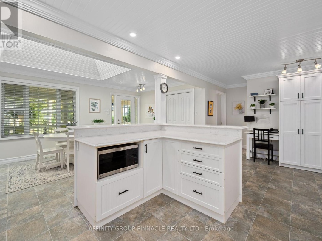 44 Cedar Beach Road, Lake Simcoe