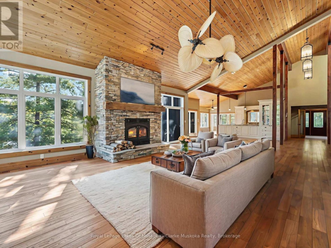 1064 ROAD 3200 & 0 PARKERS POINT ROAD, Lake Muskoka