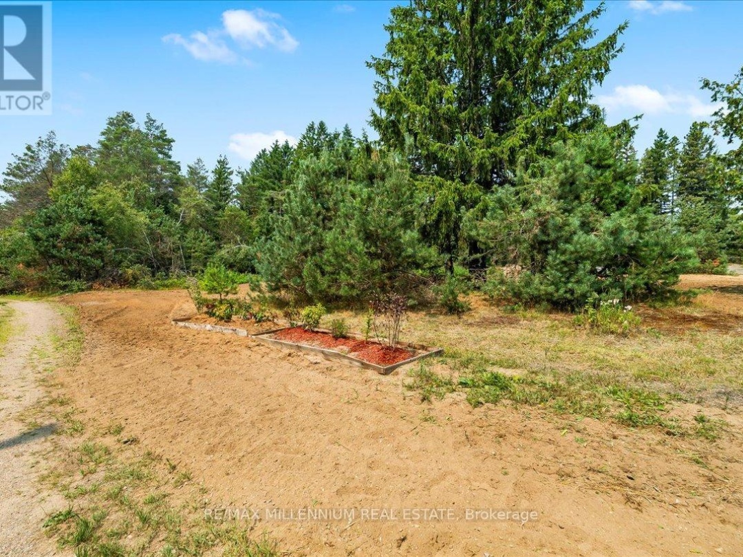 118 - 3529 HIGHWAY HIGHWAY E, 
